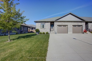 Welcome to this spacious and well appointed end unit freehold townhome, offering over 1, 400 sq.