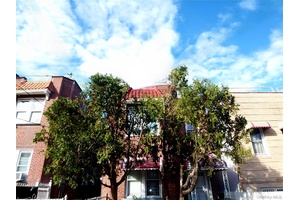 2 Family Home in Wakefield, Bronx !