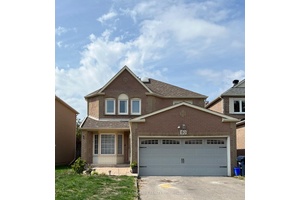 Beautiful Brick Detached house, Excellent Layout Located in Convenient Milliken Area, 2Car Garage with 4 Car Space Driveway ; High Demand Location and Safe Neighbourhood, Approx.