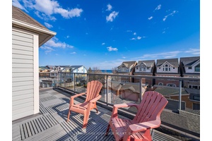 Perfectly positioned steps from the lake, this highly coveted detached Beach home is all about light, lifestyle, and location.