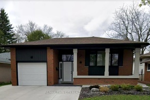 Available for Oct 1st, a beautiful one bed and one bath unit with in suite laundry and one parking space located in a mature neighbourhood in Forest Heights.