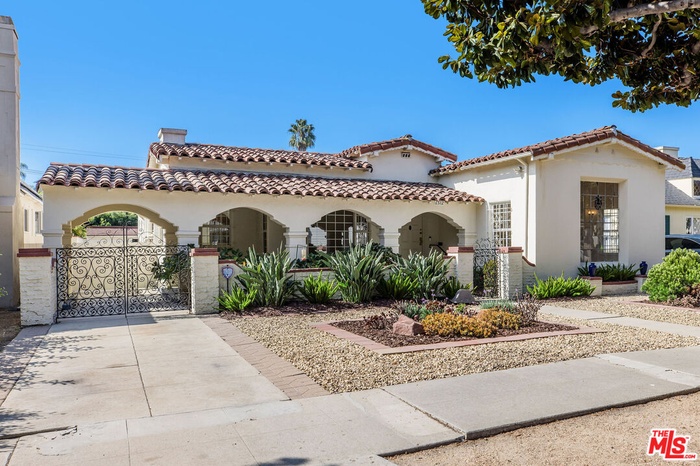 6512 Olympic Pl - Front