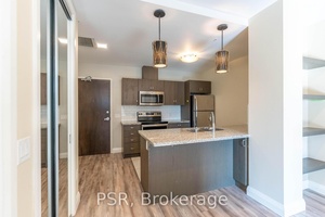 Beautiful 1 bedroom, 1 bathroom condo in the prestigious Historic Residences of The Royal Connaught.