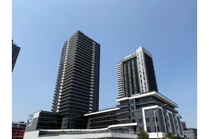 Brand New Never Lived In 1 Bedroom One Bathroom Unit In Canopy Towers !