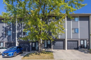 Stunning 3 Storey Townhouse for Lease Cambridge.