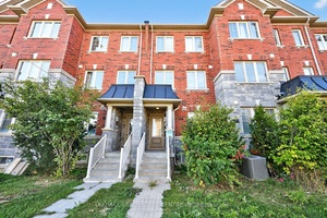 Enjoy Comfortable and modern living in this beautiful sunfilled townhome !