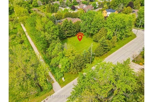 Spectacular vacant residential lot directly off of the Trestle Bridge Trail !