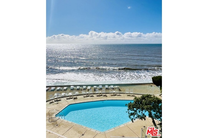 Paradise at Carbon Beach