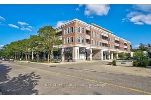 1 1 in Luxury Boutique 10Ft Ceilings Condo In The Heart of Unionville With A Short Walk To Shops, Restaurants, and Entertainment.