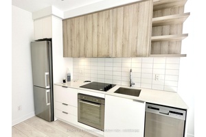 South Facing, Sun filed One Bedroom Unit with a Large and Private Terrace !