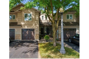Beautifully Renovated Freehold Executive Townhome in Sought After Aldershot.