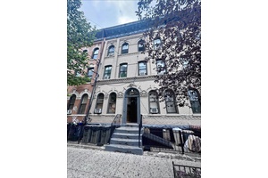 Introducing a rare opportunity to own a 6 family property in one of Brooklyn s most vibrant and rapidly blooming Bushwick neighborhood.
