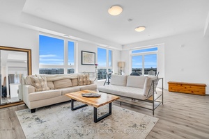 Penthouse Living at the brand new Royal Windsor !