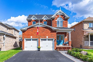IMPRESSIVE FAMILY HOME ! CONTEMPORARY INTERIOR WITH GORGEOUS OPEN CONCEPT DESIGN !