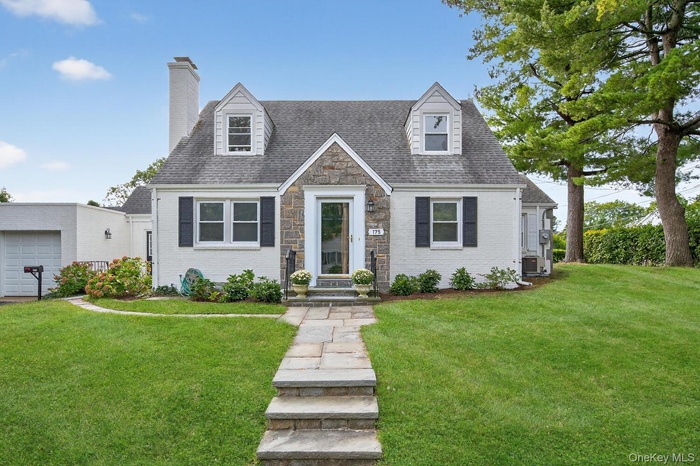 Fully renovated Cape cod-s house with 3 bedrooms, 2 full baths and a flexible layout