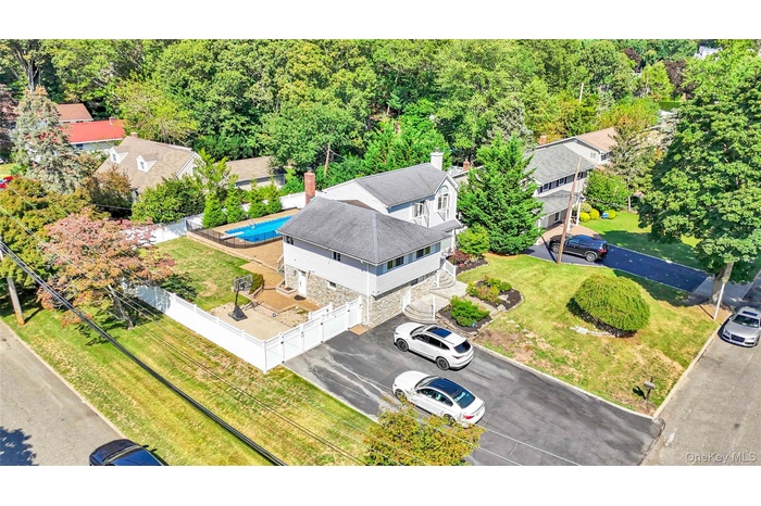Aerial view of property and surrounding area