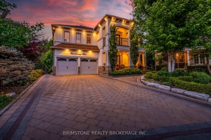 Backing directly onto North Maple Regional Park, this custom built home offers over 5, 700 sq ft of finished space and the rare feeling of complete privacy all while being ...