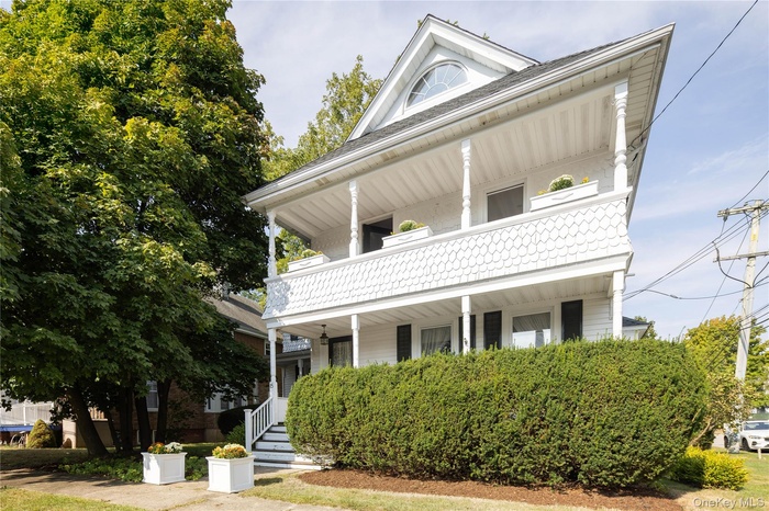 View of front of home with covered porch