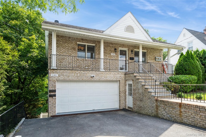 140 Woodside Avenue