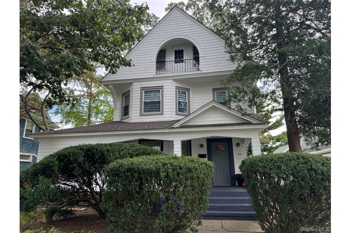 Multi-Family Home w/ porch
