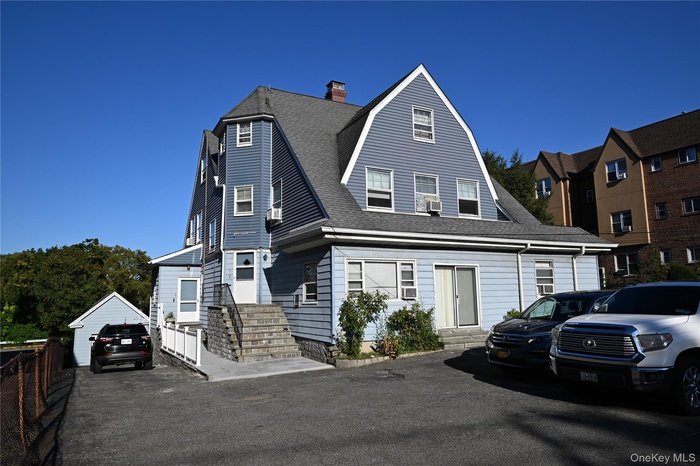 230 Drake Avenue