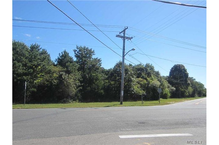 Corner Parcel with High Visibility