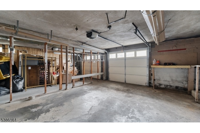2 Car Garage
