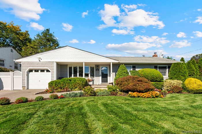 Welcome Home to 21 Dehan Street Smithtown