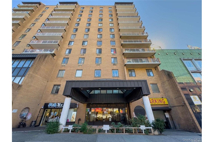 View of apartment building / complex