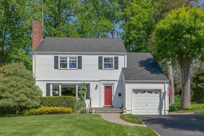 Welcome home to 51 Plymouth Dr