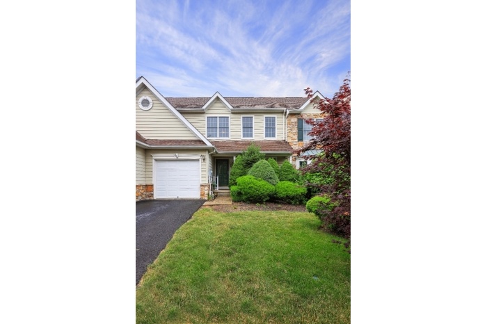 Driveway & 1 car garage