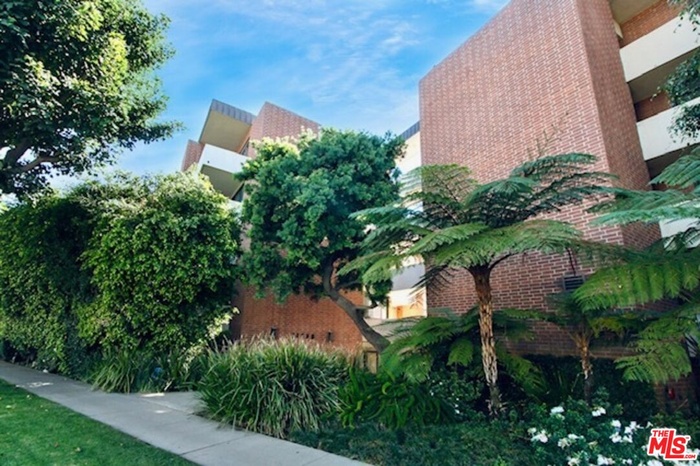 Front of Bldg