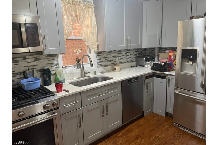 1st fl unit renovated kitchen