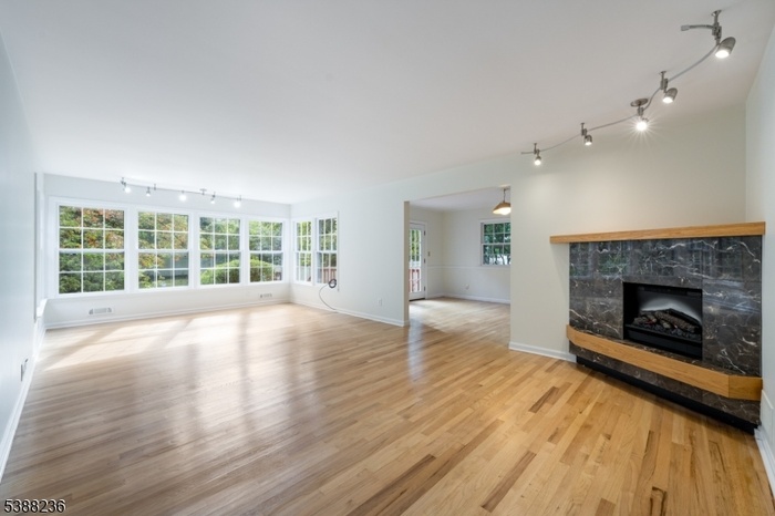 Living / Dining