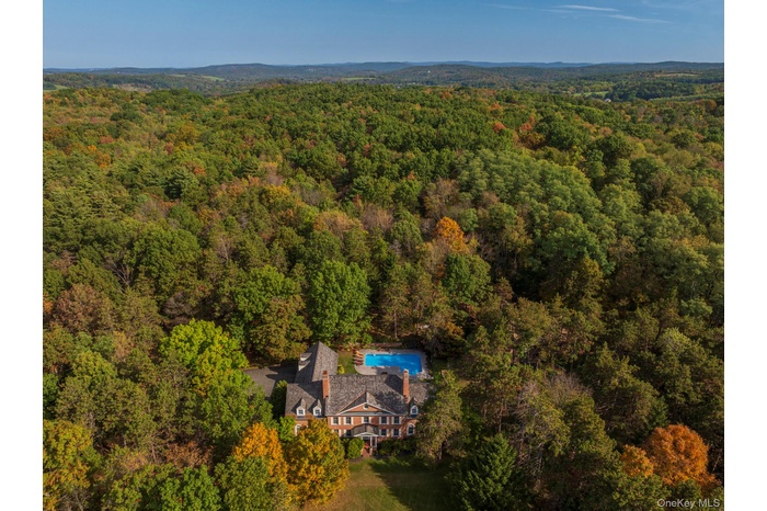 Aerial overview of property's location
