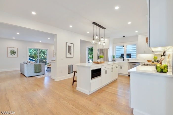 Kitchen/Family Room