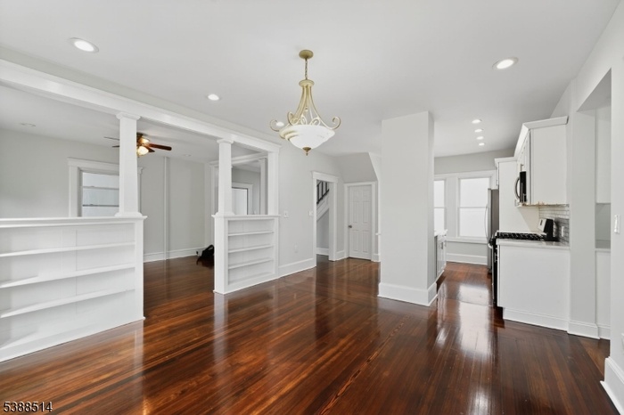 Open Concept 1st Floor