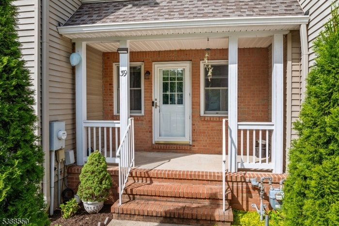 INVITING FRONT PORCH