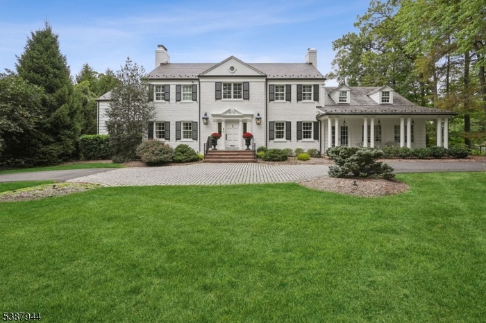 FAB SHORT HILLS COLONIAL