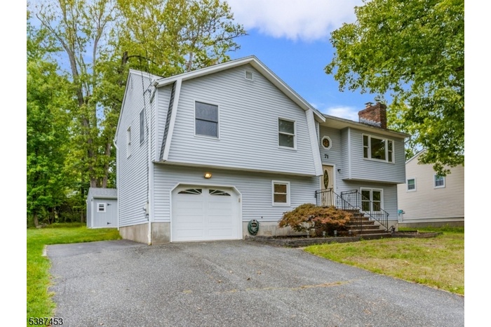 Custom Bi-level home