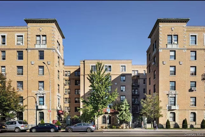 View of apartment building / complex