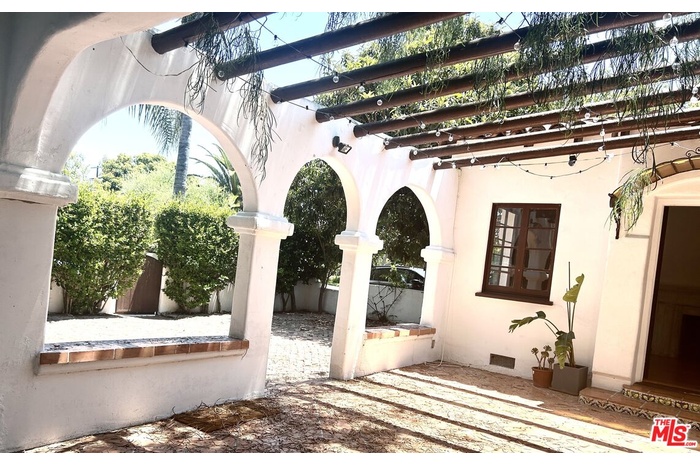 front balcony