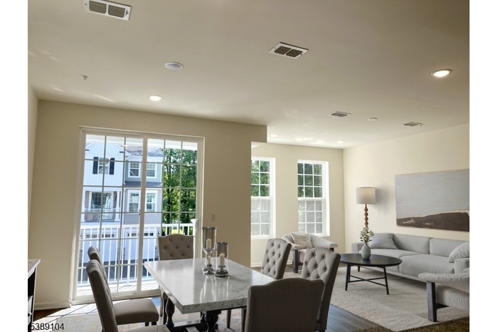 living room/dining room