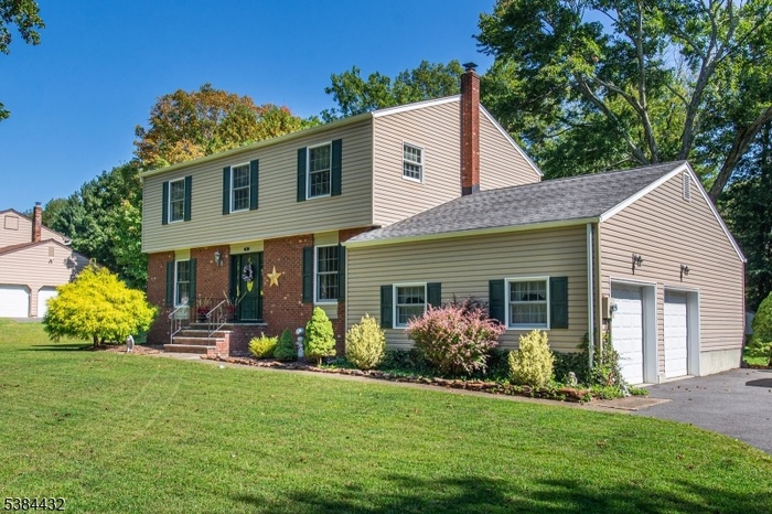 2-Car Garage