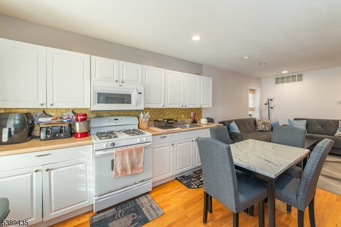 Kitchen 1st Floor