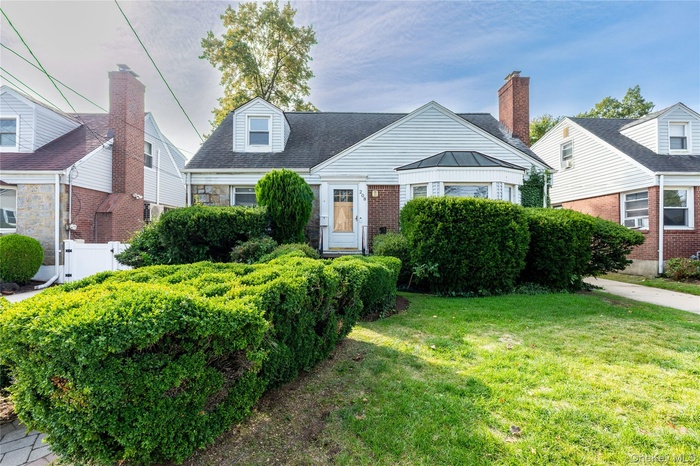 Welcome home. 4Br, 2Fb, Full Basement 1/2 finished, 4 -5 Car parking + 1 1/2 car Garage