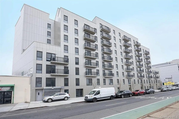 View of apartment building / complex