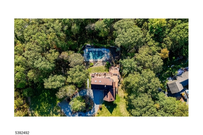 OUTSIDE OVER TOP VIEW