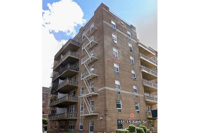 View of apartment building / complex