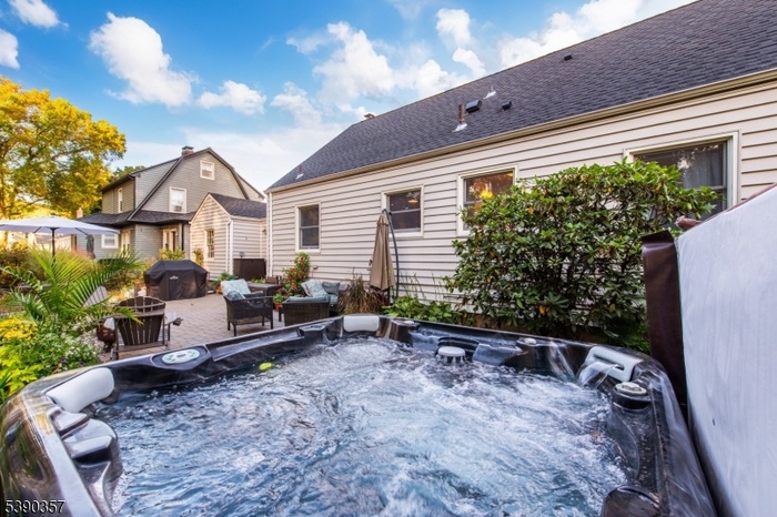 Hot Tub